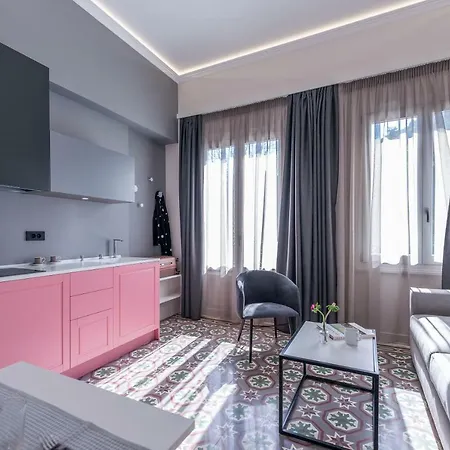 Lestel Boutique Apartment *